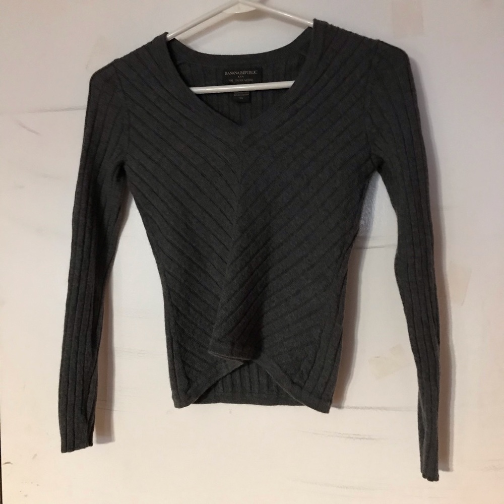 Gray Banana Republic Sweater